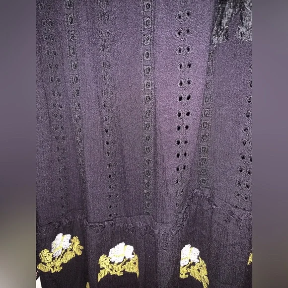 Free People Bo-Ho long sleeve black Dress with embroidery flowers size Medium - Picture 12 of 16